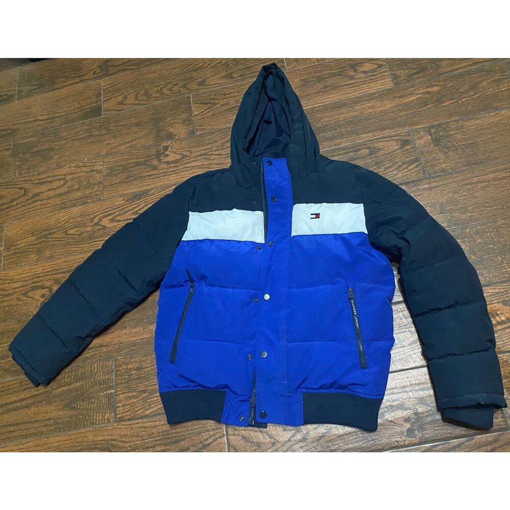 mens size medium tommy hilfiger jacket